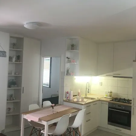 Apartment Roland *