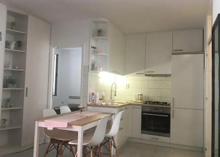 Roland Apartmán *
